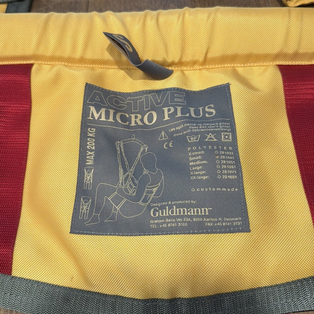 Guldmann Active MicroPlus Universal Patient Lift Sling Small 200KG - Picture 2 of 5
